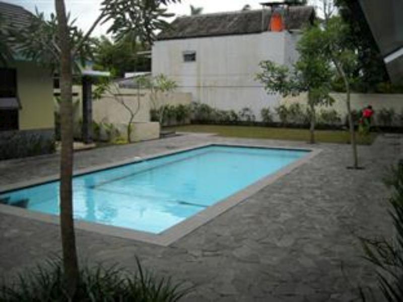 Rumah Teras Yogyakarta Hotel *
